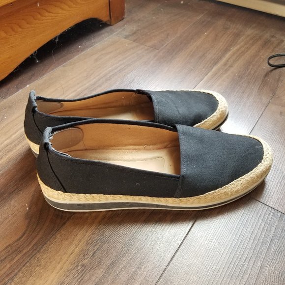 Natralizer slip on - Picture 2 of 4